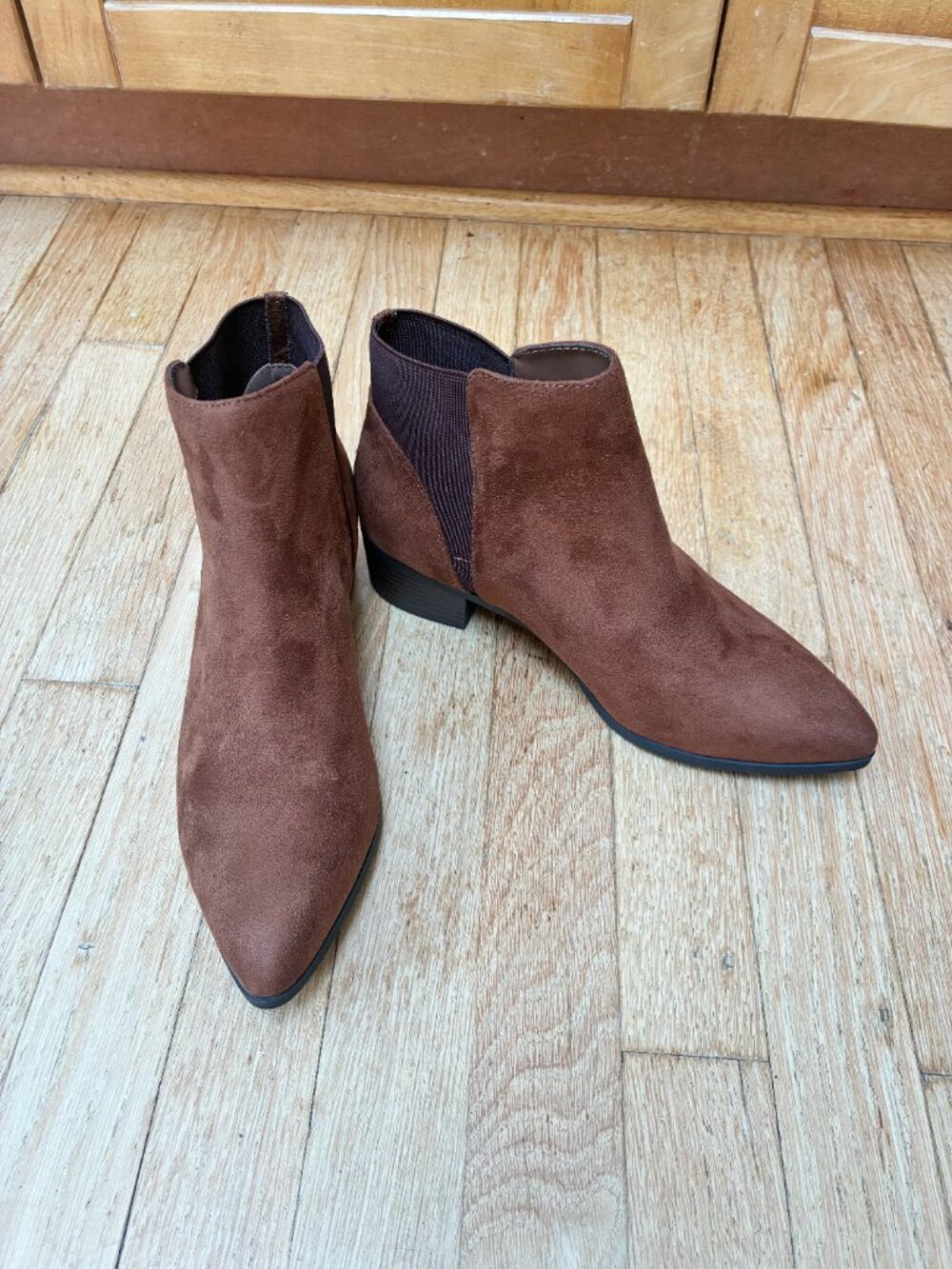 Cityclassified Brown Chelsea Ankle Boots